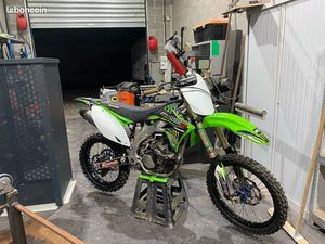 KAWASAKI: KX450-F