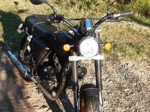 VENDS MOTO MASH 125