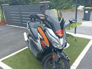 HONDA FORZA 300 CC