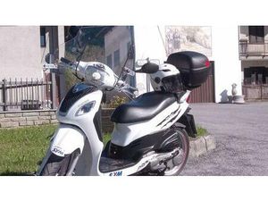 VENDO SYM SYMPHONY 125 SR (2010 - 14) USATA A BOVES (CODICE 9908309) - MOTO.IT