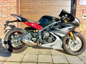 TRIUMPH DAYTONA 675R ABS 2016