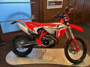2025 BETA X PRO 430 RR ENDURO 4T ** LIGHT GREEN LANE USE ** IMMACULATE