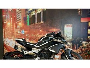 VENDO CFMOTO 800NK ADVANCED (2023 - 26) USATA A LIVORNO (CODICE 9785787) - MOTO.IT
