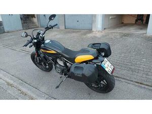 DUCATI SCRAMBLER FULL THROTTLE