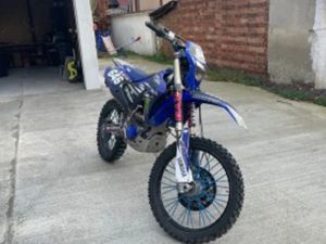 YAMAHA WR