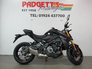 2025 SUZUKI GSX-S1000