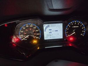 PEUGEOT METROPOLIS 400RS MIT B-FÜHRERSCHEIN FAHRBAR – 3.000 € VB