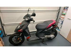 APRILIA SR50 MOTARD ROLLER