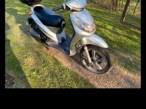 ROLLER PEUGEOT LOOXOR 125 CCM 11300 KM TÜV8/2026 SH