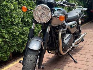 TRIUMPH BONNEVILLE T100 ''GOLD LINE'' LIMITED EDITION BIALYSTOK JAROSZÓWKA