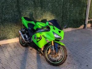 KAWASAKI ZXR