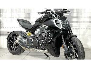 VENDO DUCATI DIAVEL V4 (2023 - 26) USATA A CASALGRASSO (CODICE 9773662) - MOTO.IT