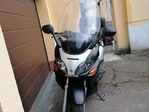 VERKAUFE EINEN ROLLER PIAGGIO M23 X9