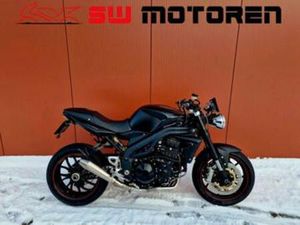 SPEED TRIPLE 1050, BLACK, LAGE KM! SPEEDTRIPLE — MOTOREN | TRIUMPH — MARKTPLAATS