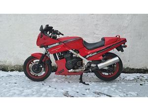 KAWASAKI GPZ 500 S MIT SCHLÜSSEL UND FAHRZEUGPAPIERE