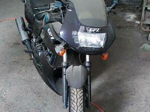 KAWASAKI GPZ 500S