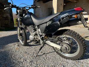 YAMAHA TTR600 ENDURO