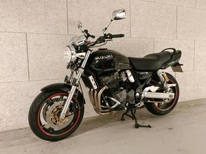 SUZUKI GSX 750 AE INAZUMA