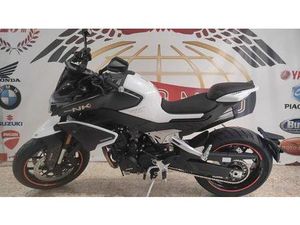 VENDO CFMOTO 800NK ADVANCED (2023 - 26) NUOVA A CASTELLAMMARE DI STABIA (CODICE 9219591) - MOTO.IT