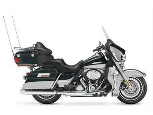 2012 HARLEY-DAVIDSON® ELECTRA GLIDE® ULTRA LIMITED FLHTK BIG BLUE PEARL/VIVID BLACK