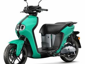 YAMAHA NEO'S DUAL BATTERY