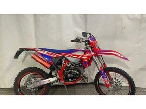 VENDO BETAMOTOR RR 50 ENDURO RACING (2021 - 26) NUOVA A ROSTA (CODICE 9338918) - MOTO.IT