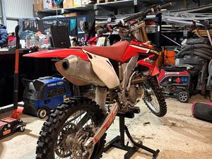 HONDA CRF 450 R