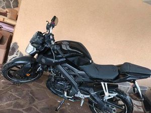 YAMAHA MT125