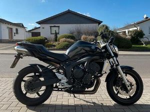 YAMAHA FZ6 N BLACK-EDITION