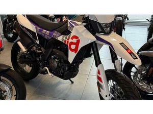 VENDO APRILIA SX 125 (2025 - 26) NUOVA A ERBA (CODICE 9834040) - MOTO.IT