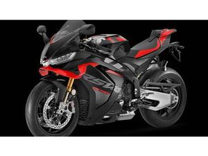 VENDO APRILIA RSV4 1100 FACTORY (2025 - 26) NUOVA A AREZZO (CODICE 9891887) - MOTO.IT