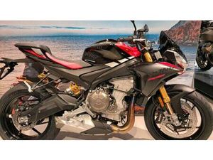VENDO APRILIA TUONO 660 FACTORY (2025 - 26) NUOVA A LIVORNO (CODICE 9704840) - MOTO.IT