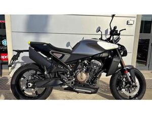 VENDO HUSQVARNA SVARTPILEN 801 L (2025 - 26) NUOVA A APRILIA (CODICE 9902555) - MOTO.IT