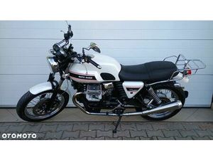 MOTO GUZZI V7