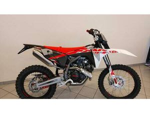 VENDO FANTIC MOTOR XEF 125 PERFORMANCE (2025 - 26) NUOVA A CAVOUR (CODICE 9697041) - MOTO.IT