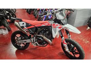 VENDO FANTIC MOTOR XMF 125 PERFORMANCE (2025 - 26) NUOVA A ROSTA (CODICE 9724427) - MOTO.IT