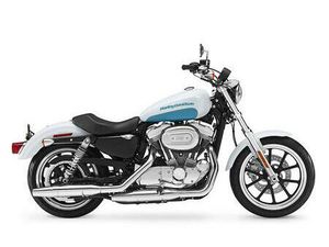 2017 HARLEY-DAVIDSON® SUPERLOW® VIVID BLACK