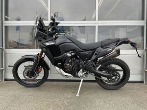 YAMAHA TENERE 700 WORLD RAID | AKRAPOVIC | 1. HAND