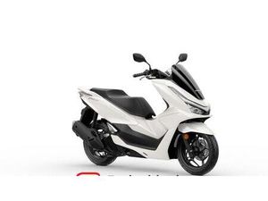 VENDO HONDA PCX 125 (2025 - 26) NUOVA A TRENTO (CODICE 9692498) - MOTO.IT