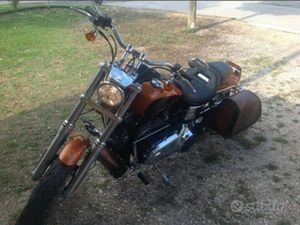 HARLEY DAVIDSON DYNA LOW RIDER