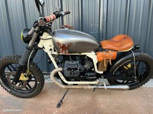 MOTO GUZZI V65 CAFÉ RACER SCRAMBLER