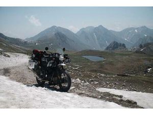 ROYAL ENFIELD HIMALAYAN 411 TAUSCH