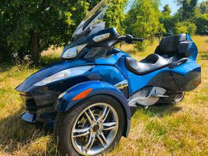 CAN AM SPYDER RT