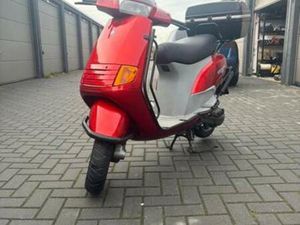 PIAGGIO SKIPPER 125 A1 - 5000KM - INCL. KOFFER — SCOOTERS | PIAGGIO — MARKTPLAATS