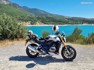 BMW R1200R