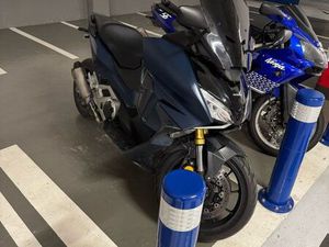 FORZA 750 AVEC CARPLAY