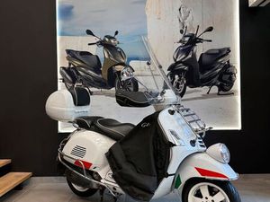 VESPA GTV 300 SEI GIORNI