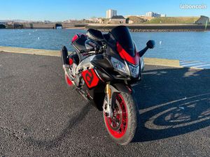 APRILIA RSV4 1000 RR