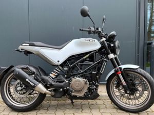 HUSQVARNA VITPILEN 401 CAFE RACER TOP ZUSTAND BJ. 2022 EU5