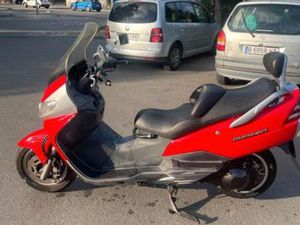 SUZUKI - BURGMAN 250